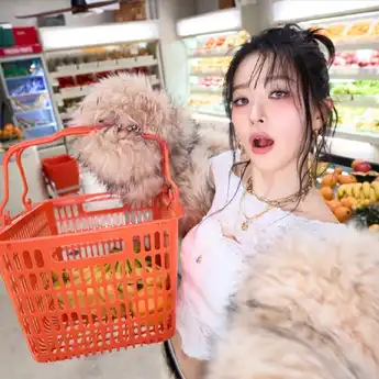Lirik Lagu 'Baby, Not Baby' – Seulgi Red Velvet dan Terjemahannya