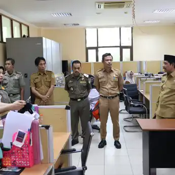 Sidak Sejumlah OPD, Wabup PPU Harap Pegawai Disiplin Masuk Kantor