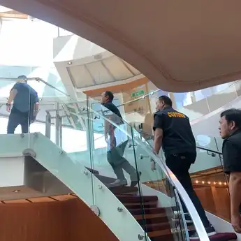 Dukung Pariwisata, Bea Cukai Bitung Fasilitasi Kedatangan Kapal Pesiar MS Seabourn Quest