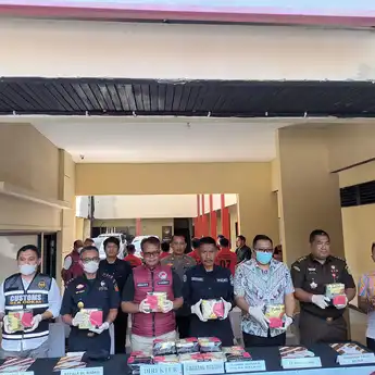 Polda Kalbar Berhasil Ungkap Peredaran Narkotika Jenis Sabu Seberat 20 Kg