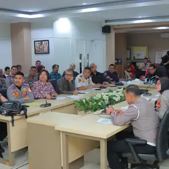 Ratu Dewa Penuhi Janji Politik, Perbaiki RTLH dengan Dana Pribadi