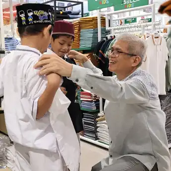 Mal Ciputra Jakarta Berbagi Kebahagiaan kepada 50 Anak Panti Asuhan Belanja Kebutuhan Lebaran