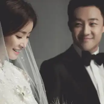 Profil Lee Si Young yang Akan Bercerai Setelah 8 Tahun Pernikahan