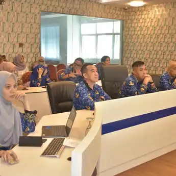 Program Rantang dan Ado Gawe Sukses, Sekda Palembang Presentasi di Bappenas