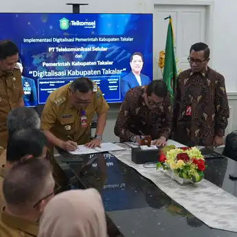 Gandeng Telkomsel, Desa dan Kelurahan di Takalar Segera Terapkan Digitalisasi