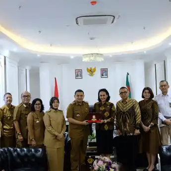 Wali Kota Makassar Sambut Kunjungan Wamen KP2MI, Bahas Peluang Kerja Pekerja Migran