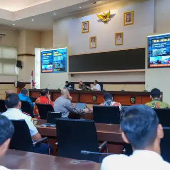 Andi Sudirman Ingin Sulsel Terkoneksi Hingga Daerah Terpencil, Paparkan Sea Plane ke Menhub 