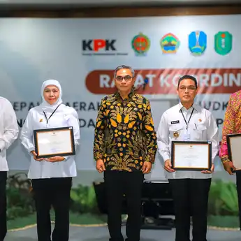 Terima Penghargaan dari KPK, Bukti Komitmen Pemprov Jatim dalam Memberantas Tindak Korupsi