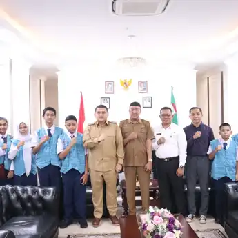 Dari Makassar ke Dunia! Siswa SMPN 6 Siap Berkompetisi di Olimpiade Matematika Internasional