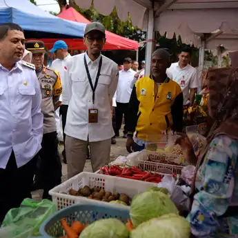 Pemprov Sulsel dan Pemkot Makassar Gelar Gerakan Pangan Murah Jelang Idul Fitri 2025