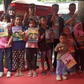 Tingkatkan Literasi Selama Mudik, Badan Bahasa Bagikan Buku Edukatif