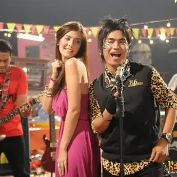 Lirik Lagu dan Chord Gitar 'Putri Iklan' - ST12, Lagi Viral di TikTok