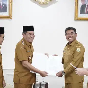 Awal Kerja Usai Idul Fitri Bupati Muba HM Toha Lakukan Pergantian Pejabat Strategis