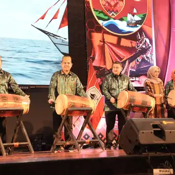 Wali Kota dan Wakil Wali Kota Makassar Hadiri Mubes KKSS XII dan PSBM XXV, Pererat Silaturahmi Saudagar Bugis-Makassar