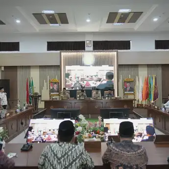 Pererat Silaturahmi dan Kolaborasi, Wagub Cik Ujang Hadiri Halal Bihalal di UM Palembang