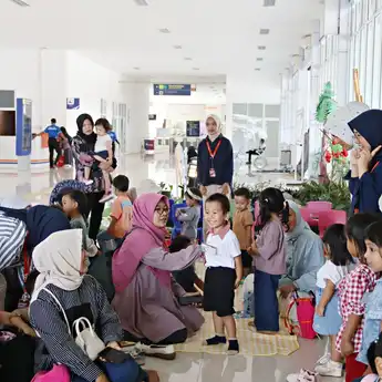 KAI Divre II Sumbar Hadirkan Layanan Kereta Api Ramah Anak