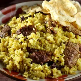 Resep Nasi Kebuli Praktis dengan Sentuhan Rempah Nusantara