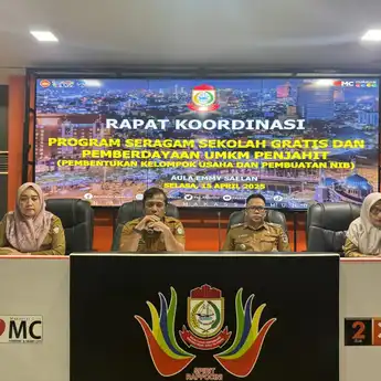 Pemkot Makassar Gandeng Tukang Jahit Lokal Sukseskan Program Seragam Gratis
