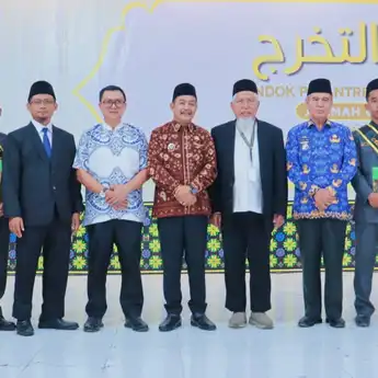 Wakil Bupati Muba Hadiri Wisuda Santri di Pesantren Assalam Islamy