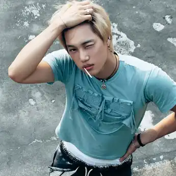 Lirik Lagu 'Wait On Me' – KAI EXO, Lengkap dengan Terjemahannya