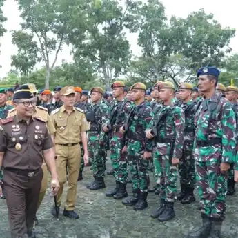 Ratu Dewa Hadiri Apel Gabungan Pengamanan Kunjungan Presiden RI di Palembang