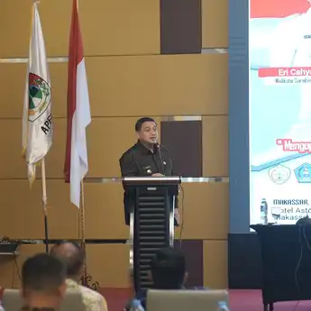 Wali Kota Makassar Dorong Subsidi Listrik untuk Wilayah Kepulauan di Muskomwil APEKSI VI