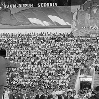 Makna dan Sejarah Hari Buruh Internasional 1 Mei di Indonesia