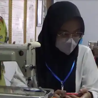 Dirikan Tempat Kursus Menjahit, Rahmina Berhasil Latih Generasi Muda Hingga Menghasilkan Tenaga Kerja Unggul