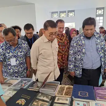 Pos Indonesia Gelar Pameran Filateli Peringati 70 Tahun KAA di Bandung