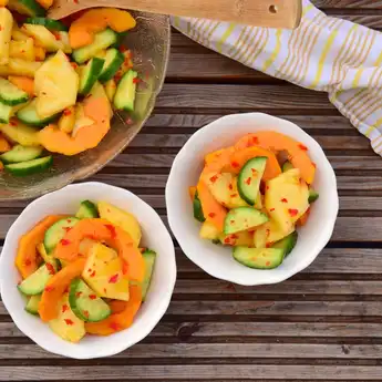 Resep Asinan Buah Segar, Camilan Pedas yang Cocok untuk Cuaca Panas
