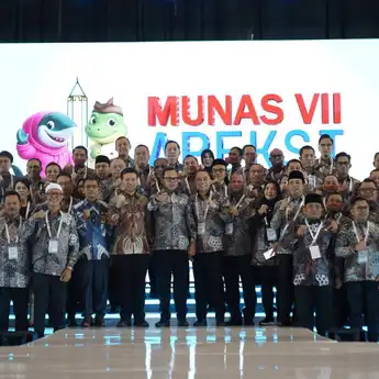 Walikot Pontianak Hadiri Pembukaan Munas VII APEKSI di Surabaya
