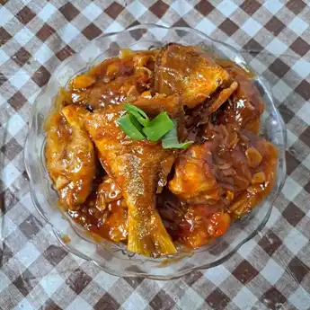 Resep Ikan Ekor Kuning Masak Ala Sarden yang Nikmat dan Simpel