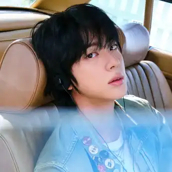 Lirik Lagu 'Don't Say You Love Me' – Jin BTS, dengan Terjemahannya