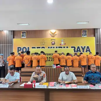 Polres Kubu Raya Tangkap 7 Pengedar Sabu 