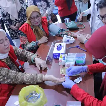 Aksi Donor Darah PMI dan Bank Mestika Dharma: 200 Pendonor Ikut Berpartisipasi di Palembang