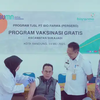 Perang Lawan ISPA: Bio Farma Suntik Vaksin Gratis di Bandung