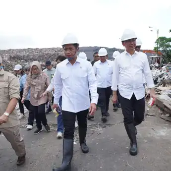 Menteri LHK Tinjau TPA Batu Layang