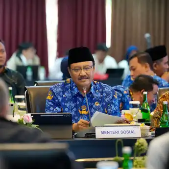 Mensos Gus Ipul Pastikan 65 Sekolah Rakyat Siap Beroperasi