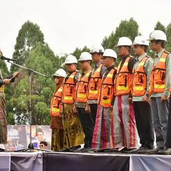 Hari Jadi Luwu Timur ke-22, Gubernur Sulsel Luncurkan Proyek Strategis Matano Belt Road