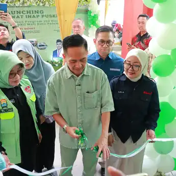Wujudkan Layanan Kesehatan Merata, Ratu Dewa Resmikan Rawat Inap di Puskesmas Palembang