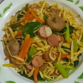 Resep Membuat Mie Telur Masak Goreng yang Berlimpah Topping 