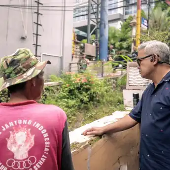 Wali Kota Bandung Imbau Warga Tinggalkan Bantaran Sungai: “Jangan Tunggu Ada Korban Jiwa