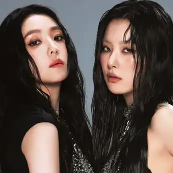 Lirik Lagu TILT - Irene dan Seulgi Red Velvet, dengan Terjemahannya