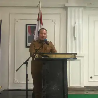 Bupati Sujiwo Tekankan Pentingnya Mendidik Anak Pada Usia Dini