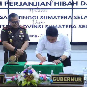 Herman Deru Tandatangani Hibah Lahan untuk Rumah Sakit Adhyaksa di Palembang