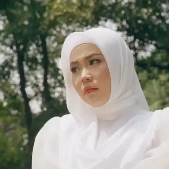 Lirik Lagu 'Firasat' - Selfi Yamma LIDA, Trending YouTube Music