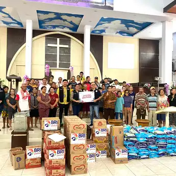 BRI Group Peduli Serahkan Bantuan CSR ke GMIM Yohanes Teling Manado