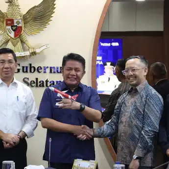 Bandara SMB II Kembali Berstatus Internasional