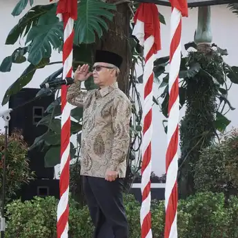 Wamendikdasmen Atip Latifulhayat Tegaskan Sekolah Harus Menjadi Ruang Hidupnya Pancasila   