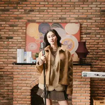 Lirik Lagu 'Tawamu' - Keisya Levronka